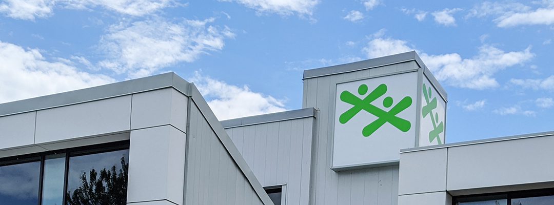 Lenovo et Best Buy Canada font don de Chromebooks aux Repaires jeunesse pour soutenir l’apprentissage à distance